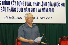 Phó Chủ tịch Quốc hội Uông Chu Lưu phát biểu ý kiến. (Ảnh: Doãn Tấn/TTXVN)