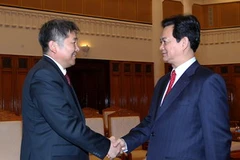 Thủ tướng Nguyễn Tấn Dũng tiếp ông Tsagaandari Enhktuvshin, Thư ký Hội đồng An ninh quốc gia Mông Cổ. (Ảnh: Đức Tám/TTXVN)