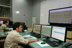 Phòng điều khiển trung tâm của nhà máy thủy điện Sơn La. (Ảnh: Ngọc Hà/TTXVN)