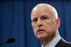 Thống đốc bang California Jerry Brown. (Nguồn: AP) 