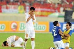 U23 Việt Nam (áo trắng) đã thi đấu tốt ở SEA Games 25, song họ vẫn cần phải được gọt giũa thêm. (Ảnh: Quốc Khánh/TTXVN)