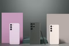 Mẫu điện thoại Galaxy S23 của Samsung được giới thiệu tại sự kiện Unpacked ở San Francisco, Mỹ ngày 1/2/2023. (Ảnh: Yonhap/TTXVN)