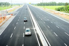 Tuyến cao tốc Hà Nội-Hải Phòng trong ngày thông xe. (Ảnh: Huy Hùng/TTXVN)