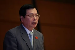 Bộ trưởng Bộ Công thương Vũ Huy Hoàng trả lời chất vấn. (Ảnh: Phương Hoa/TTXVN)