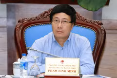 Phó Thủ tướng, Bộ trưởng Ngoại giao Phạm Bình Minh, Chủ tịch Ủy ban Quốc gia APEC 2017 chủ trì phiên họp lần thứ hai của Ủy ban Quốc gia APEC 2017. (Ảnh: Thống Nhất/TTXVN)