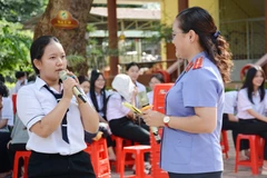 Tạo dựng ý thức tuân thủ pháp luật cho người trẻ trong nhà trường