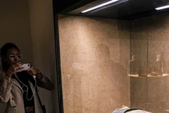 Cổ vật được trưng bày bên trong Bảo tàng Imhotep tại Saqqara, phía nam thủ đô Cairo, Ai Cập, ngày 3/12/2023. (Ảnh: THX/TTXVN)