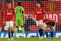 Cúp Liên đoàn Anh: Manchester United cùng Arsenal dừng cuộc chơi