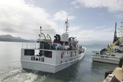 Các tàu kiểm ngư xuất phát lên đường làm nhiệm vụ. (Ảnh: TTXVN phát)