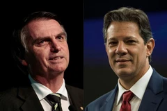 Ứng viên tranh cử Tổng thống của đảng Xã hội tự do (PSL) Jair Bolsonaro (trái) và ứng viên Tổng thống của đảng Lao động Brazil Fernando Haddad. (Ảnh: AFP/TTXVN)