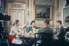 [Video] Thước phim cực hiếm về cuộc sống gia đình Hoàng gia Anh 