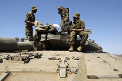  Binh sĩ Israel tham gia cuộc diễn tập ở Cao nguyên Golan ngày 13/9/2017. (Nguồn: AFP/TTXVN)