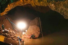 Công tác cứu hộ đội bóng thiếu niên Thái Lan tại hang Tham Luang. (Nguồn: CNN)