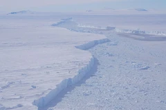 [Video] Phát hiện một “thành phố băng trôi” khổng lồ ở Nam Cực