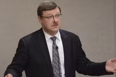 Chủ tịch Ủy ban đối ngoại Hội đồng Liên bang (Thượng viện Nga) Konstantin Kosachev. (Nguồn: Sputnik/TTXVN)