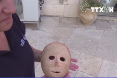 [Video] Israel phát hiện mặt nạ cổ tinh xảo cực hiếm 9.000 năm tuổi