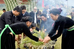 [Photo] Náo nức Lễ hội giã cốm đón Trăng của người Tày Tuyên Quang