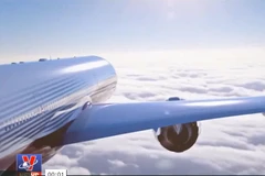 [Video] Ra mắt m﻿áy bay thương mại có thể bay hơn nửa vòng Trái Đất