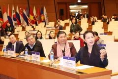 Chủ tịch Quốc hội Nguyễn Thị Kim Ngân kiểm tra công tác chuẩn bị cho Hội nghị Thường niên lần thứ 26 Diễn dàn Nghị viện châu Á - Thái Bình Dương. (Ảnh: Trọng Đức/TTXVN)