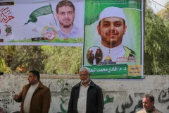 Chân dung giáo sư người Palestine Fadi Mohammad al-Batsh tại thị trấn Jabalia, Dải Gaza ngày 21/4. (Nguồn: THX/TTXVN)