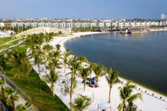 Không còn là tưởng tượng, “Thành phố biển hồ” giữa lòng Hà Nội đã hiện hữu vô cùng ấn tượng trước hàng ngàn khách mời tại sự kiện ra mắt hồ trung tâm Vinhomes Ocean Park