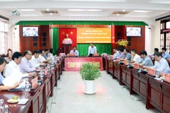 Quang cảnh buổi làm việc giữa tỉnh Sóc Trăng và đoàn công tác của TTXVN.(Ảnh: Trung Hiếu/TTXVN)