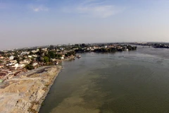 Một đoạn sông Đồng Nai. (Ảnh: Sỹ Tuyên/TTXVN)