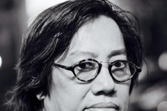 Họa sỹ Lê Thánh Thư. 