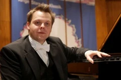 Nghệ sỹ dương cầm Hinrich Alpers (Ảnh: nguồn Telekom-beethoven-competition.de)