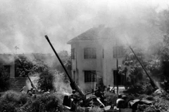 Hình ảnh pháo cao xạ bảo vệ Thủ đô trong cuộc chiến tranh chống Mỹ, tháng 12/1972. (Ảnh tư liệu có tính minh họa: Văn Bảo/TTXVN)