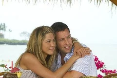 Cô vợ hờ của bác sĩ Danny trong phim (Ảnh: Galaxy)