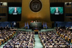 Tổng thống Pháp Francois Hollande phát biểu tại lễ khai mạc. (Nguồn: THX/TTXVN)