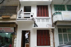 Càng gần Tết, dịch vụ dọn nhà thuê càng hút khách (Ảnh: Sơn Bách/Vietnam+)