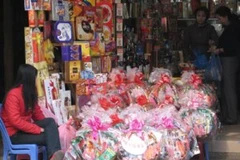 Mứt của các hãng bánh kẹo có tiếng trong nước sẽ là sự lựa chọn số một trong dịp Tết này. (Ảnh minh họa)