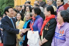 Chủ tịch nước tiếp cựu đoàn viên Cơ quan Trung ương Cục miền Nam