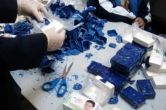 Bắt vụ vận chuyển gần 3kg heroin ngụy trang dưới dạng xà phòng cục