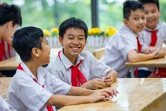Hà Nội: Học sinh hân hoan trong ngày tựu trường năm học 2023-2024 