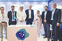 Tiến sỹ Fatmah Baothman cùng các đồng nghiệp. Nguồn: arabnews.com)