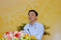 Ông Đỗ Trọng Hưng, Bí thư Tỉnh ủy, Chủ tịch HĐND tỉnh chủ trì buổi chất vấn tại Kỳ họp thứ 20, HĐND tỉnh Thanh Hóa khóa XVIII chiều 9/7. Ảnh: TTXVN phát