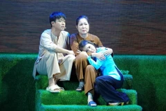 Một vở nhạc kịch của Sân khấu Hồng Vân. (Ảnh: Thu Hương/TTXVN)