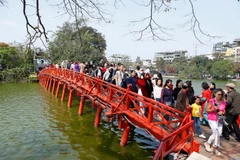Khách Quốc tế đến Hà Nội tăng cao trong dịp Tết Nguyên đán Giáp Thìn 
