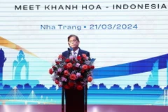 Ông Nguyễn Tấn Tuân, Chủ tịch UBND tỉnh Khánh Hòa phát biểu khai mạc hội nghị. (Ảnh: Tiên Minh/TTXVN)