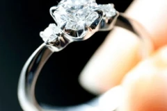 Một chiếc nhẵn kim cương. (Nguồn: Reuter)