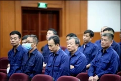 Các bị cáo nghe tuyên án phúc thẩm tại giai đoạn 1 của Chuyên án 920G. (Ảnh: Thành Chung/TTXVN)