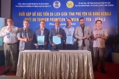 Quang cảnh lễ ký kết ghi nhớ hợp tác giữa doanh nghiệp Ấn Độ và tỉnh Phú Yên. (Ảnh: Xuân Triệu/TTXVN)