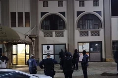 Cảnh đấu súng tại một khu chung cư ở South Beach. (Nguồn: protectionweb)