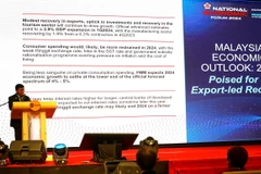 Chủ tịch Phòng Thương mại và Công nghiệp quốc gia Malaysia Soh Thian Lai phát biểu khai mạc Diễn đàn. (Ảnh: Hằng Linh/TTXVN)