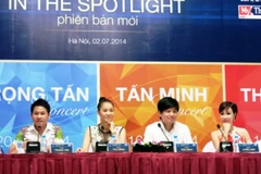 In The Spotlight – Sự trở lại “đậm đặc" của những sắc màu âm nhạc 