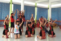 VTV khởi dựng "cỗ máy thời gian" đưa mùa Trung thu về miền sông nước