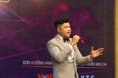 Thí sinh Trần Việt Anh là quán quân dòng nhạc dân ca, cách mạng, trữ tình. (Ảnh: BTC)